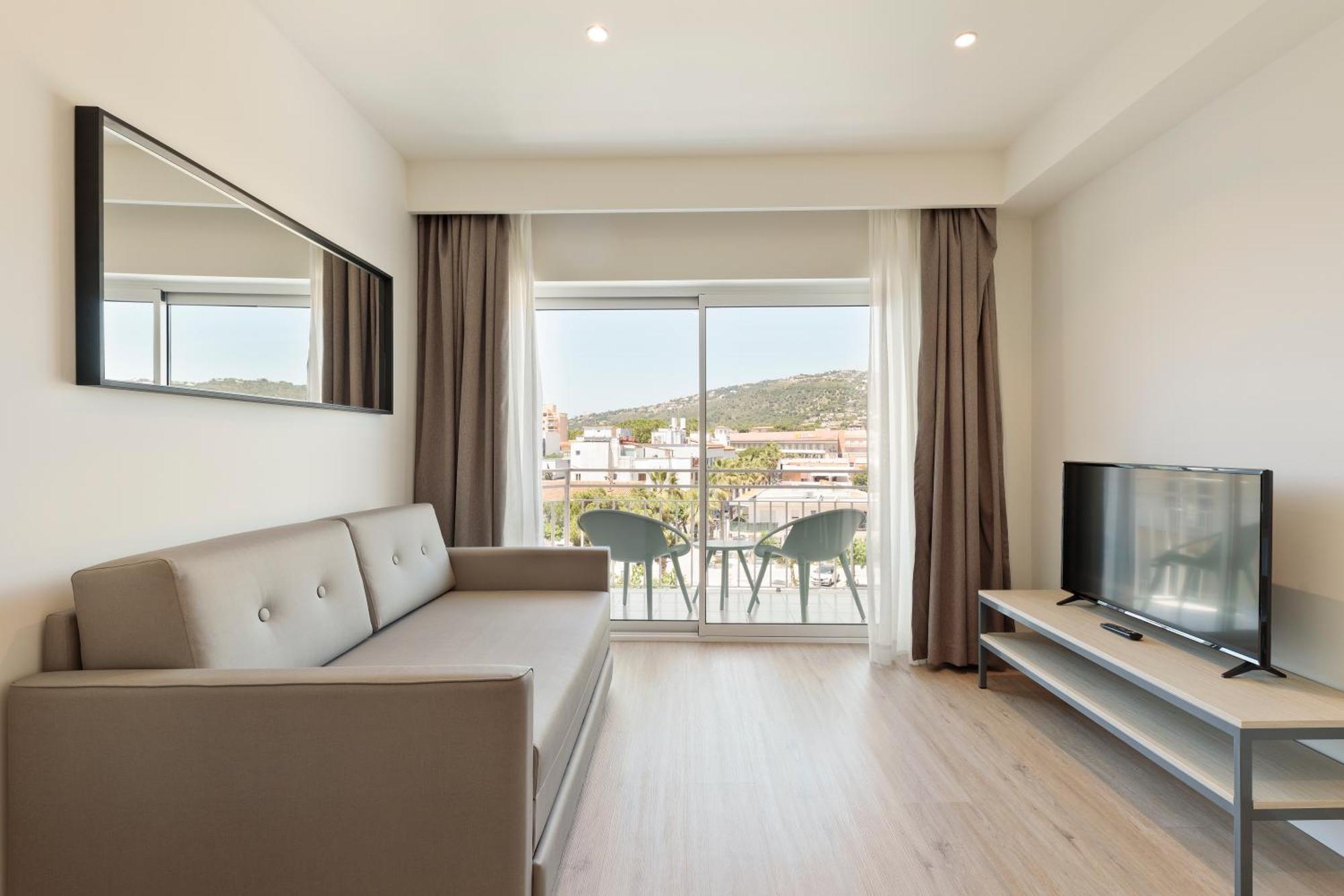Aparthotel Xic Platja d'Aro Dış mekan fotoğraf